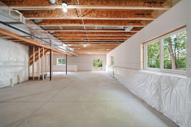 1823 N Sutton Road, Leoni Twp, MI 49202