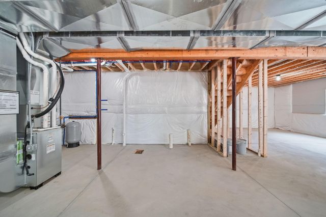 1823 N Sutton Road, Leoni Twp, MI 49202