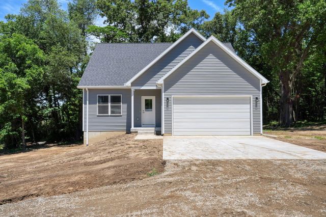 1823 N Sutton Road, Leoni Twp, MI 49202