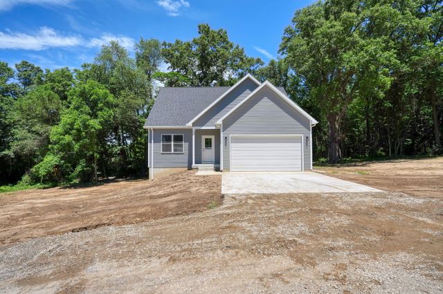 1823 N Sutton Road, Leoni Twp, MI 49202