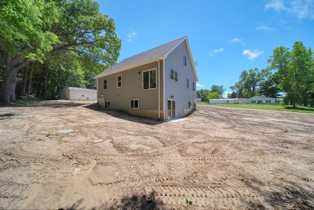 1823 N Sutton Road, Leoni Twp, MI 49202