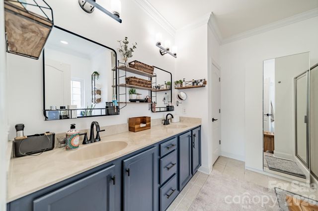 1204 Woodglen Lane, Matthews, NC 28104