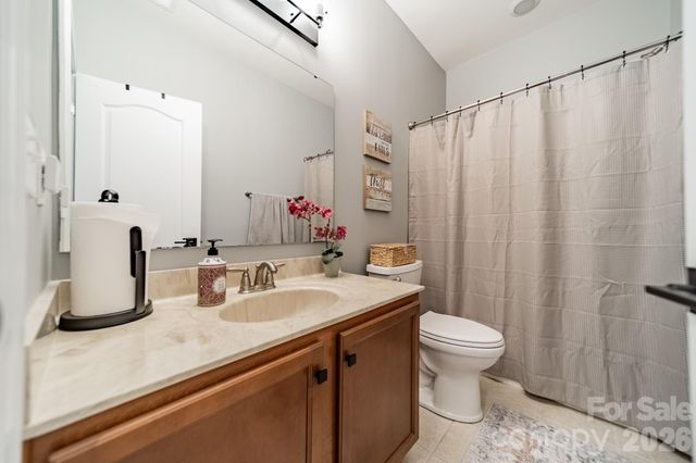 1204 Woodglen Lane, Matthews, NC 28104