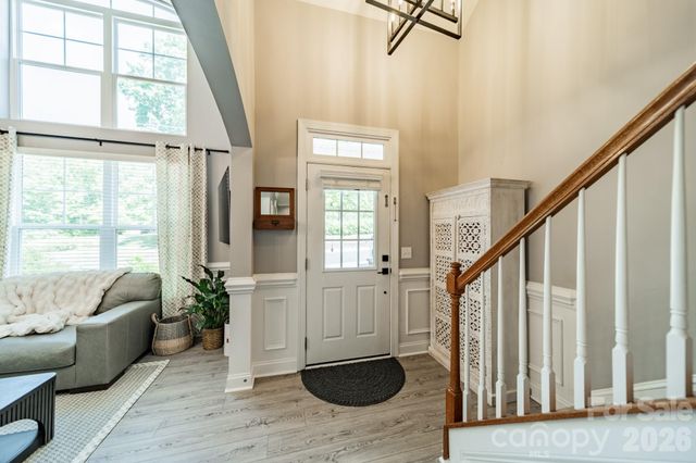 1204 Woodglen Lane, Matthews, NC 28104