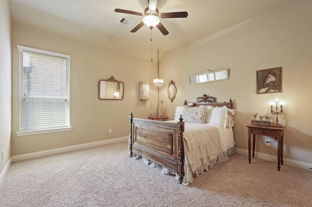 16111 Summit Mist Court, Houston, TX 77044