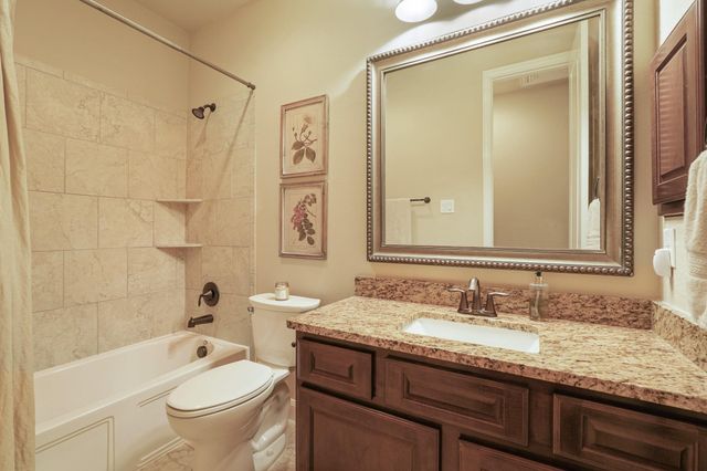 16111 Summit Mist Court, Houston, TX 77044