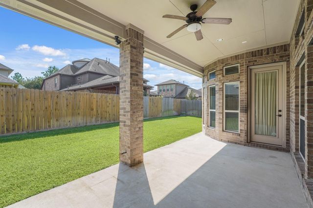 16111 Summit Mist Court, Houston, TX 77044