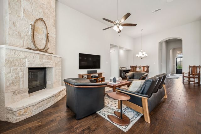 1605 Moss Trail Court, Argyle, TX 76226