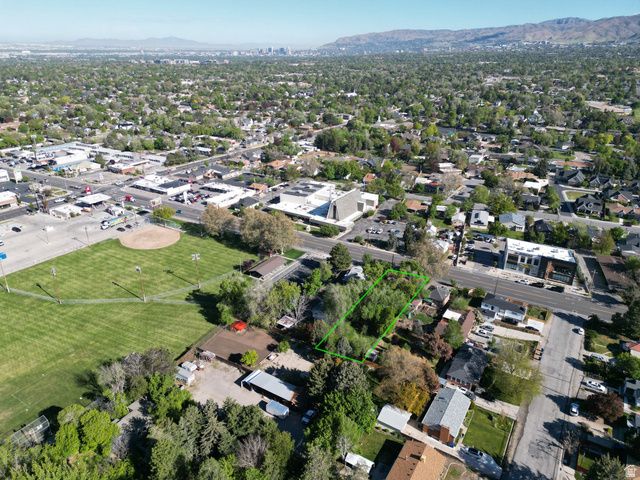 2420 E 3300 S, Millcreek, UT 84109
