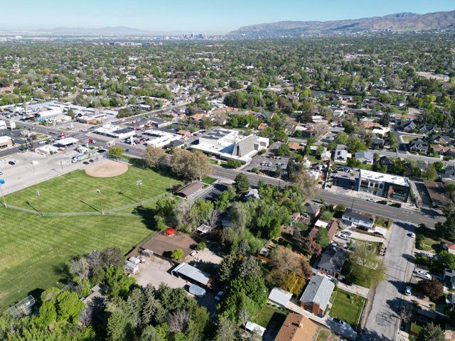 2420 E 3300 S, Millcreek, UT 84109