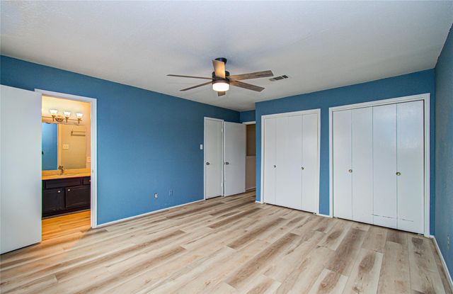 5800 Lumberdale Road 113, Houston, TX 77092