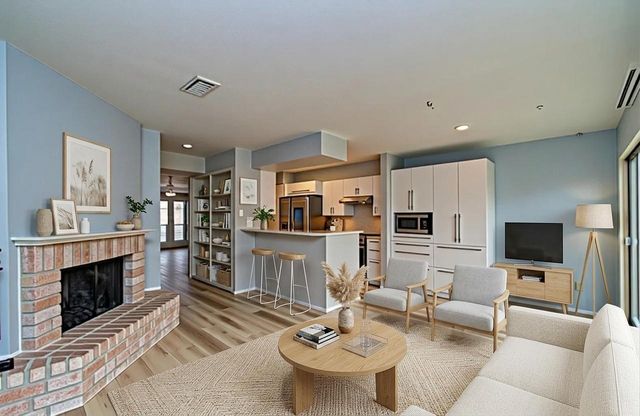 5800 Lumberdale Road 113, Houston, TX 77092