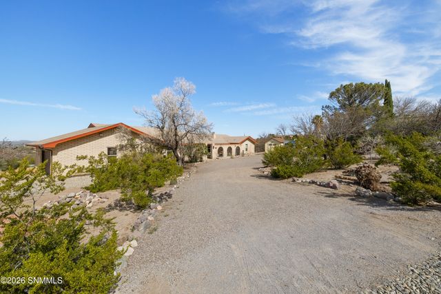 4643 Sandalwood Drive, Las Cruces, NM 88011