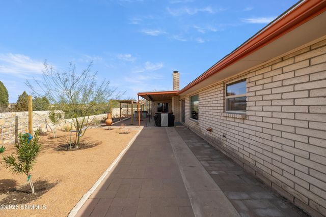 4643 Sandalwood Drive, Las Cruces, NM 88011