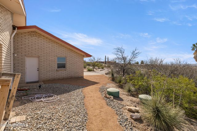 4643 Sandalwood Drive, Las Cruces, NM 88011