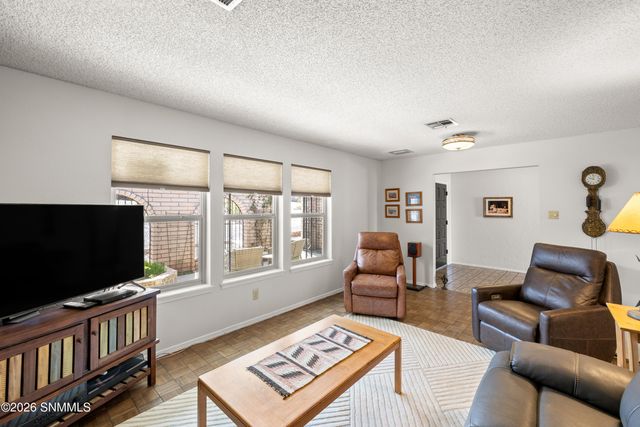 4643 Sandalwood Drive, Las Cruces, NM 88011