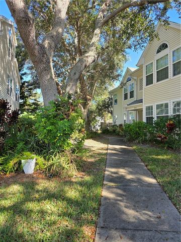 1914 Westminster Circle 13-1, Vero Beach, FL 32966