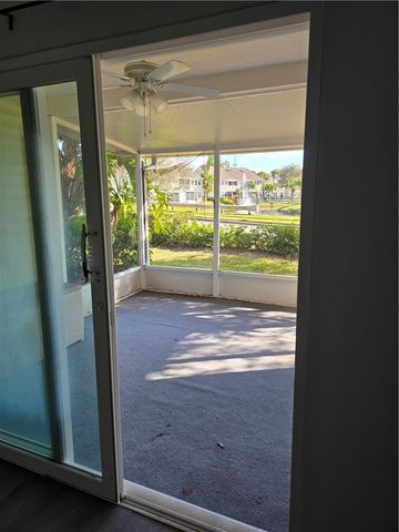 1914 Westminster Circle 13-1, Vero Beach, FL 32966