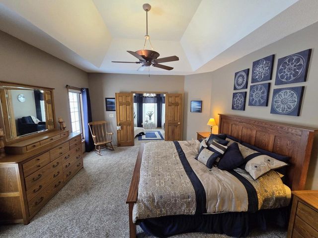 W282N4163 Somerset LANE, Pewaukee, WI 53072