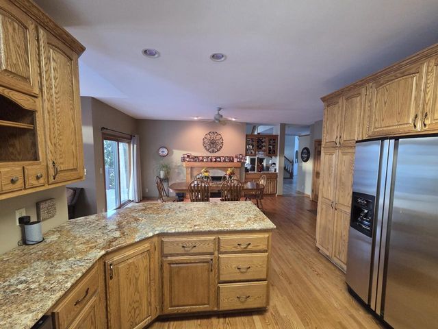 W282N4163 Somerset LANE, Pewaukee, WI 53072