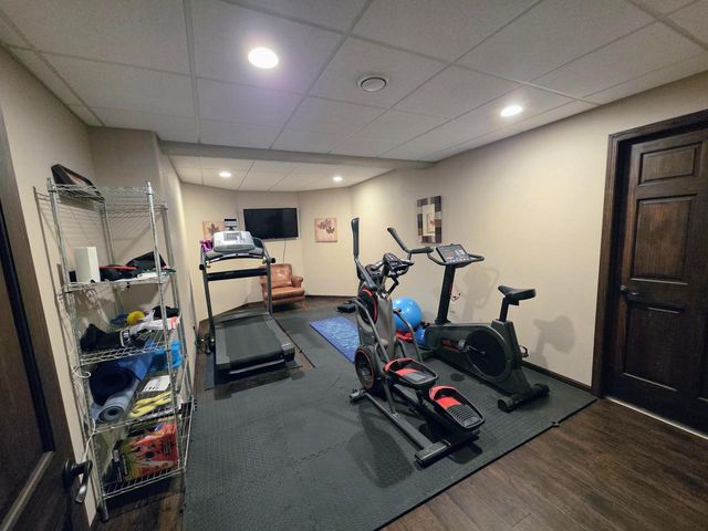 W282N4163 Somerset LANE, Pewaukee, WI 53072