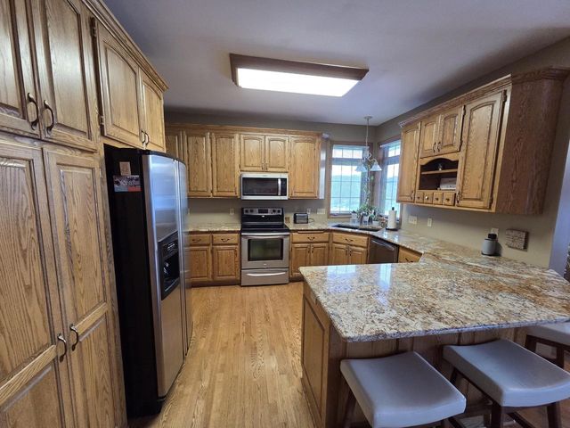 W282N4163 Somerset LANE, Pewaukee, WI 53072