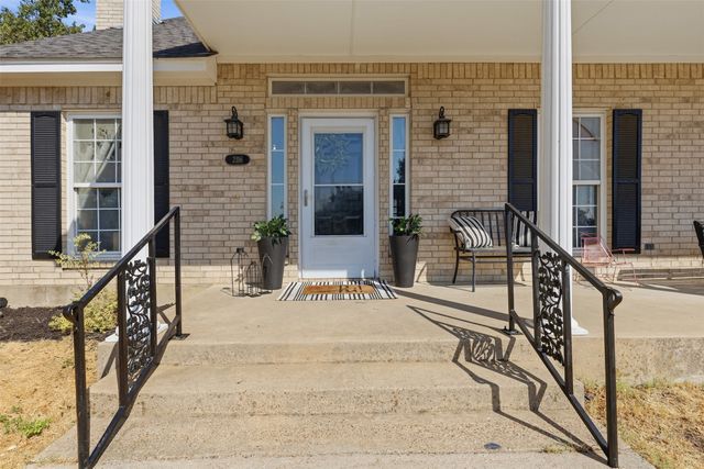 2116 Woodard ave Avenue, Cleburne, TX 76033