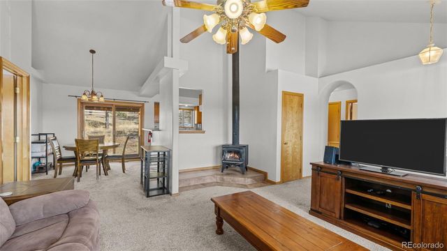 23 Wasatch Lane, Florissant, CO 80816