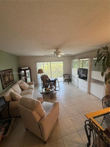 700 NE 14th Ave 409, Hallandale Beach, FL 33009