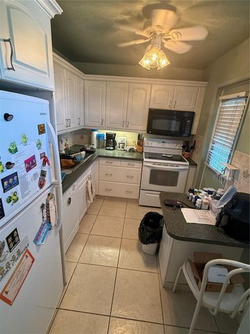700 NE 14th Ave 409, Hallandale Beach, FL 33009