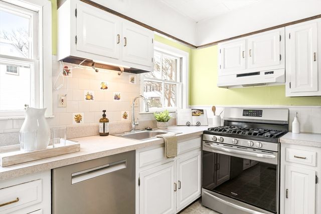 136 Sylvester Ave, Winchester, MA 01890