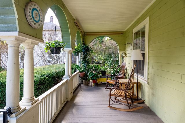 136 Sylvester Ave, Winchester, MA 01890