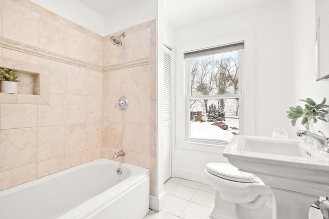 136 Sylvester Ave, Winchester, MA 01890