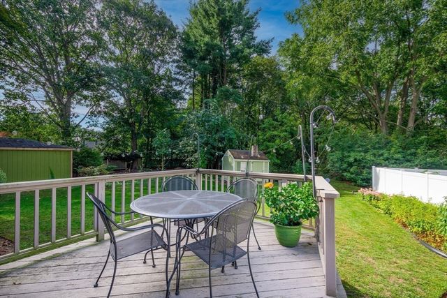 136 Sylvester Ave, Winchester, MA 01890