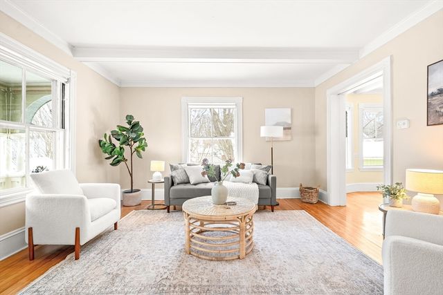 136 Sylvester Ave, Winchester, MA 01890