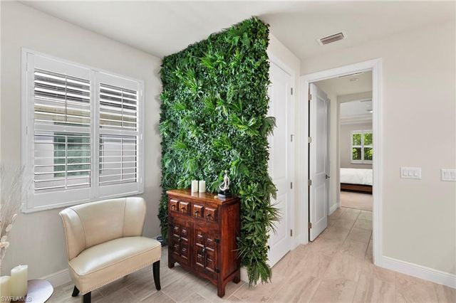 8950 Mustique LN, Naples, FL 34114