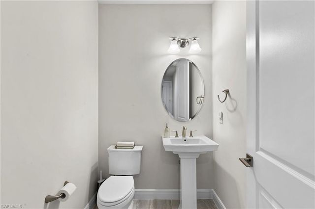 8950 Mustique LN, Naples, FL 34114