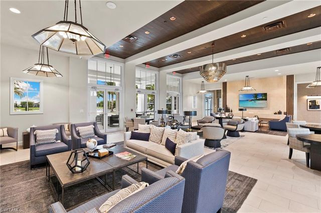 8950 Mustique LN, Naples, FL 34114