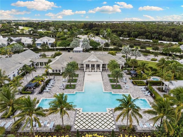 8950 Mustique LN, Naples, FL 34114