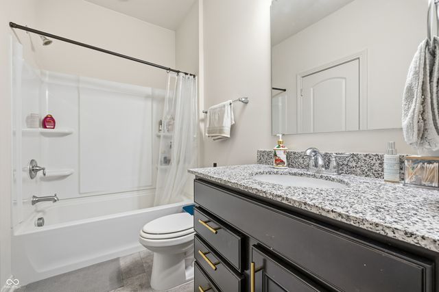 14723 Legacy Oaks Drive, Carmel, IN 46032