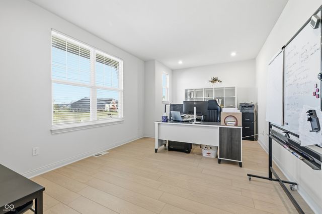 14723 Legacy Oaks Drive, Carmel, IN 46032