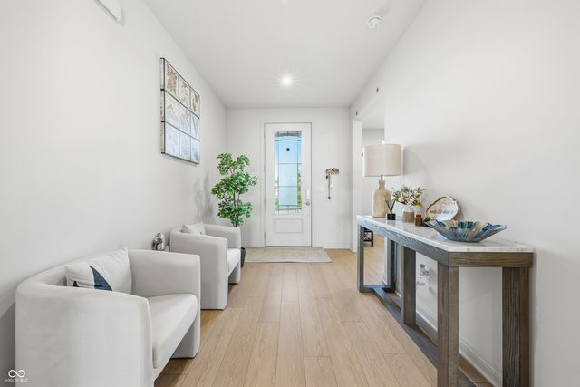 14723 Legacy Oaks Drive, Carmel, IN 46032