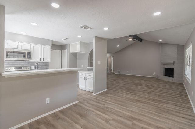 10014 Quiet Hill Road, La Porte, TX 77571