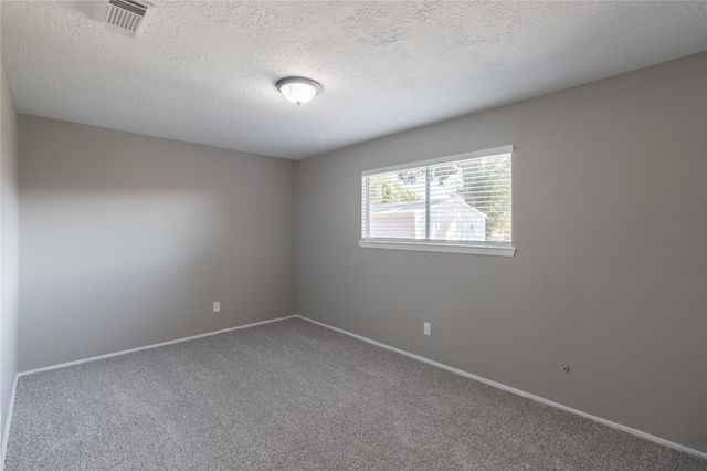 10014 Quiet Hill Road, La Porte, TX 77571