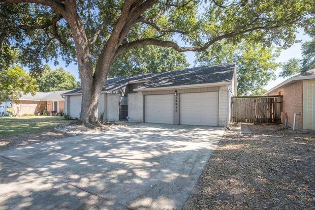 10014 Quiet Hill Road, La Porte, TX 77571