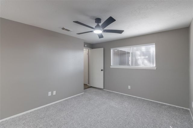 10014 Quiet Hill Road, La Porte, TX 77571