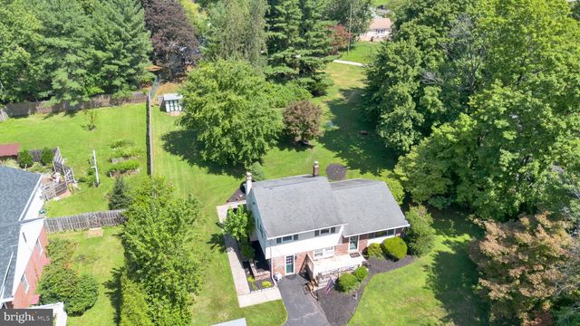 1042 DAVIS GROVE RD, Ambler, PA 19002