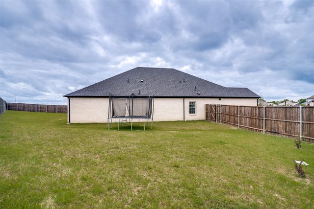439 Cyprus Grove, Lavon, TX 75166