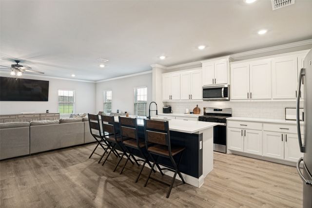 439 Cyprus Grove, Lavon, TX 75166
