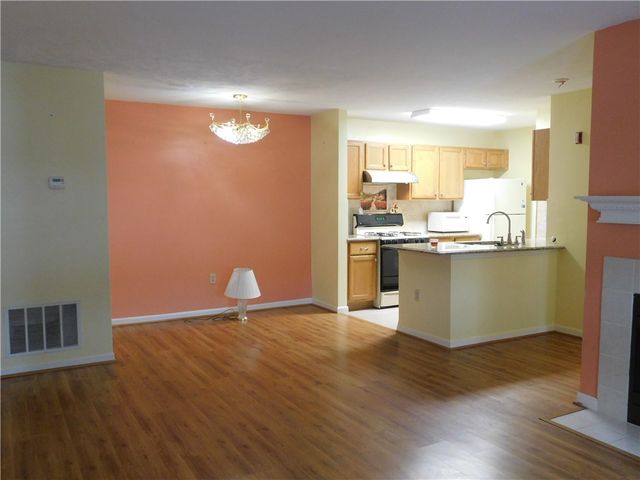 2105 Lenox Drive, Bethel Park, PA 15102